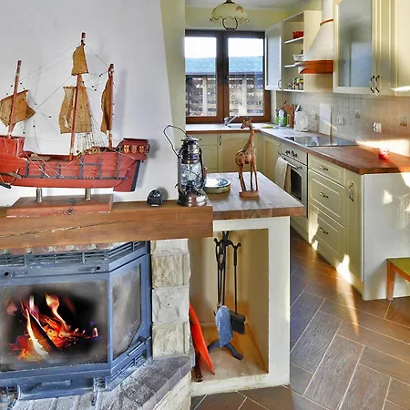 Holiday Home By Lake Rosnowskie With Boat, Cleaning Included Дом отдыха