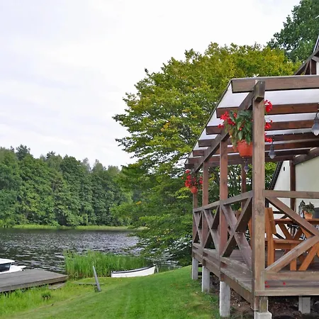 Holiday Home By Lake Rosnowskie With Boat, Cleaning Included Дом отдыха *